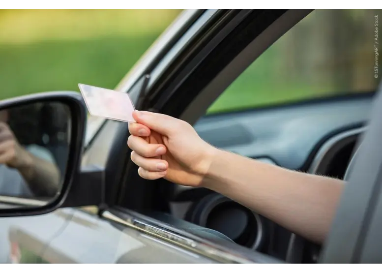 PARLAMENTUL EUROPEAN A APROBAT OFICIAL DIRECTIVA REVIZUITĂ PRIVIND PERMISELE DE CONDUCERE